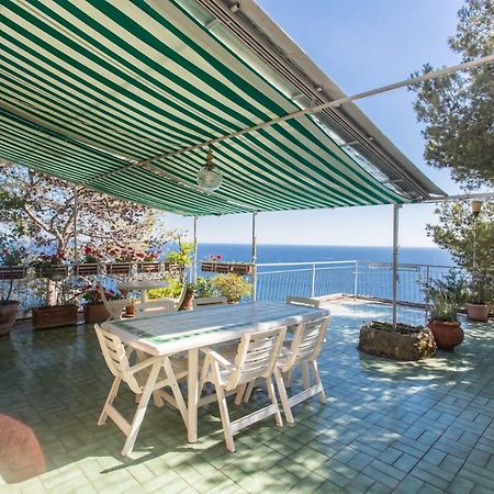 Stunning View Relax Tra Mare E Cielo Apartment Villa Solari Екстериор снимка