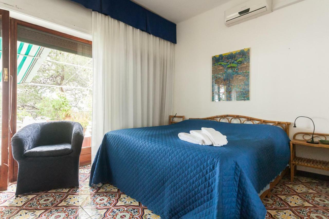 Stunning View Relax Tra Mare E Cielo Apartment Villa Solari Екстериор снимка