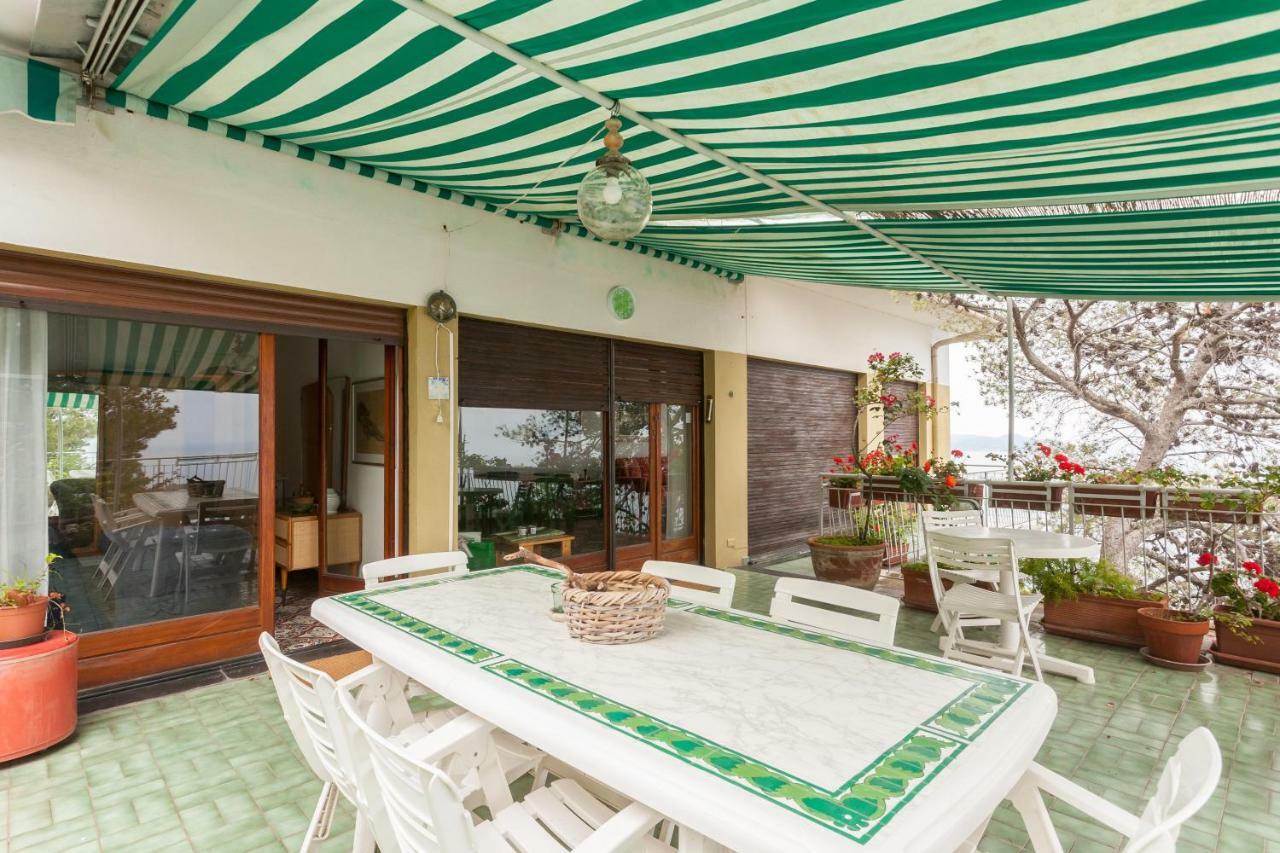Stunning View Relax Tra Mare E Cielo Apartment Villa Solari Екстериор снимка